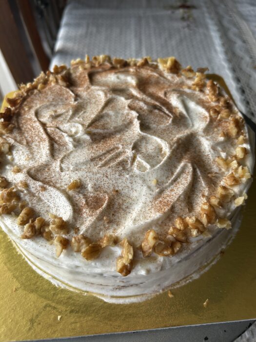 Carrot walnuts cake